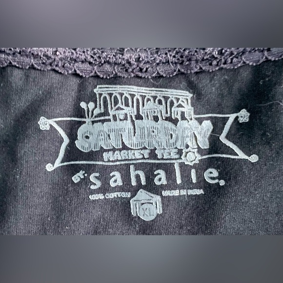 Long Sleeve Daisy Print Tee Size XL - Picture 9 of 12